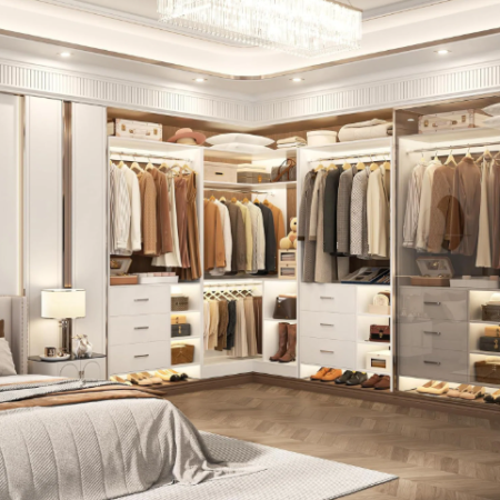 Master Bedroom & Closet Layout
